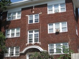 4045 Walnut St APT 110, Kansas City, MO 64111