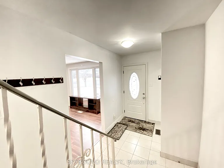 252 William Roe Blvd N #3 — Photo 8