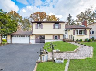 25 Brace Dr, East Hanover, NJ 07936