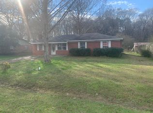 541 Valley View Dr, Philadelphia, MS 39350