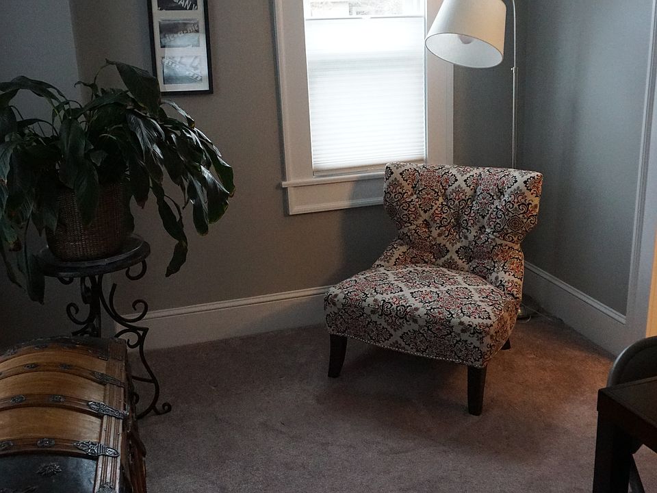office/sitting room/library?