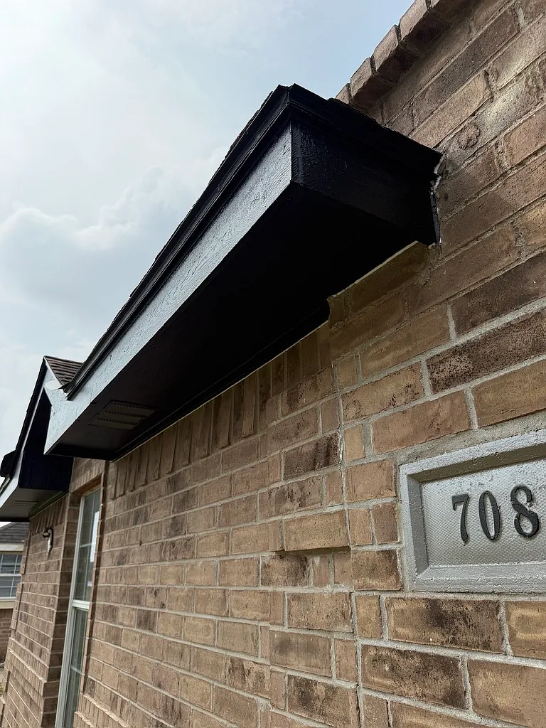 3 bed, 1001 sqft, $950 — Photo 1
