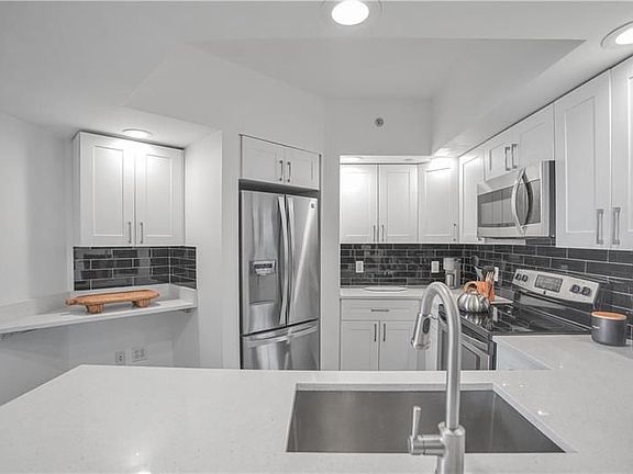 2nd image of 110 N Federal Hwy APT 602