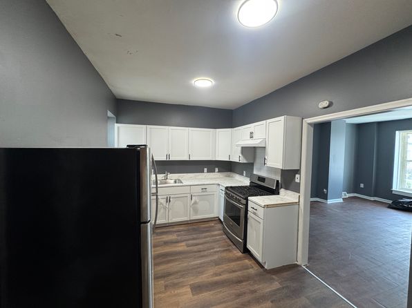 621 E 22nd St APT 1