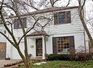 624 S Banbury Rd, Arlington Heights, IL 60005