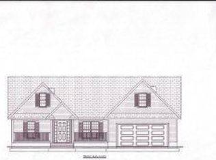 208 Mill Dm, Newport, NC 28570