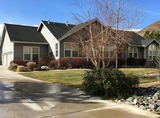 5344 Cachet Ct, Carson City, NV 89706