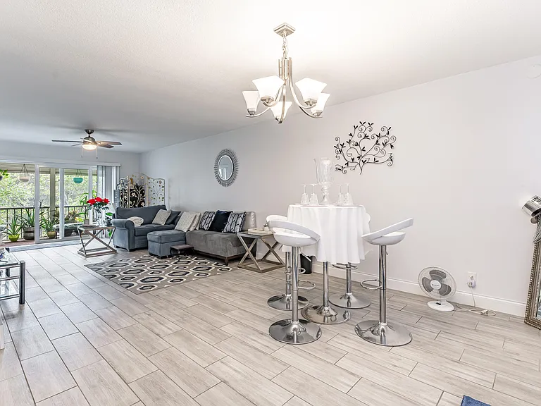 8911 S Hollybrook Blvd #306 — Photo 12