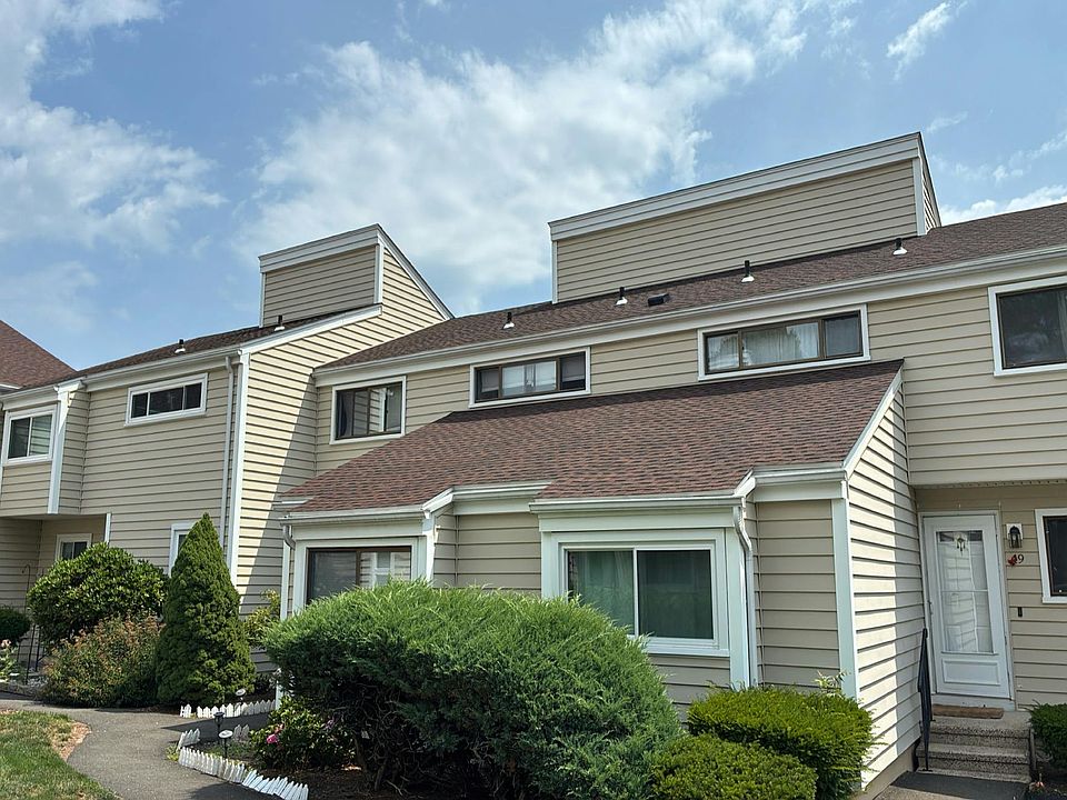 2nd image of 48 Monticello Dr