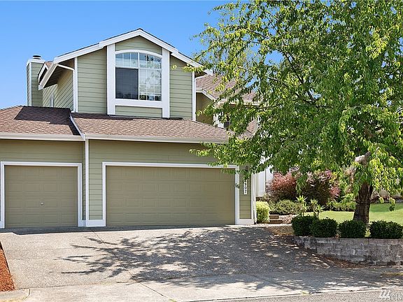 2nd image of 3907 45th Ave NE
