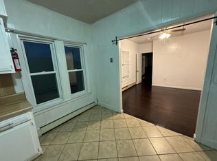 14 Privet St FLOOR 3, Pawtucket, RI 02860