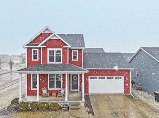 117 Crooked Tree Circle, Deforest, WI 53532