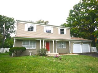 70 Longfellow Ave, Worthington, OH 43085