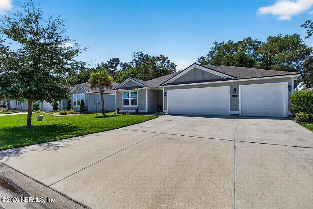 4 bed, 3.0 bath, 2361 sqft, $2,900 — Photo 3