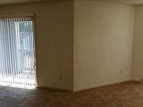 5th image of 1036 W 37th St APT C