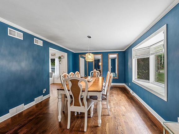 3rd image of 777 Pine DRIVE