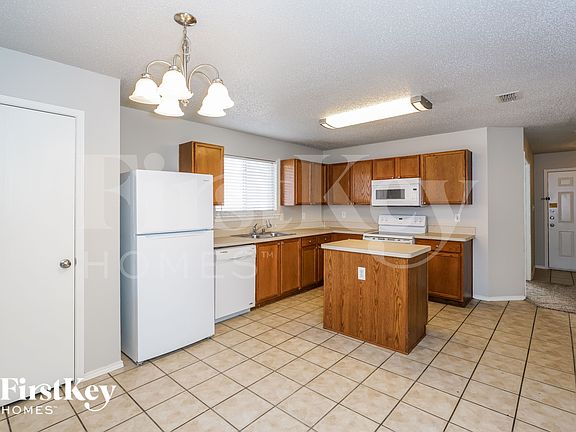 5th image of 2447 Mallory Ln