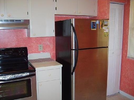 4th image of 1252 S Military Trl APT 1425