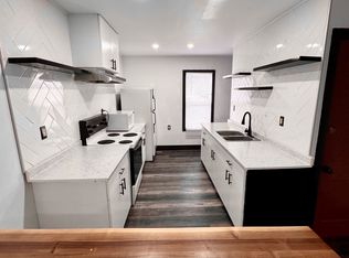 1663-1661 Howard Ave #1663, Windsor, ON N8X 4Z3