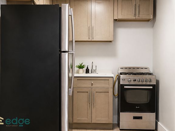 2nd image of 702 Fenimore St #1S