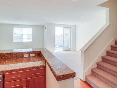 3090 Glascock St APT 323, Oakland, CA, 94601