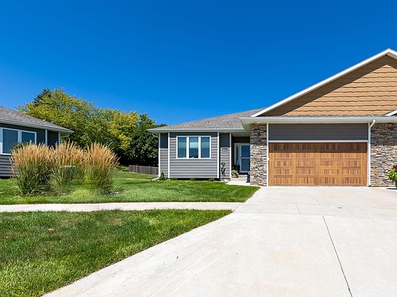 2nd image of 2621 Indian Hills Ct