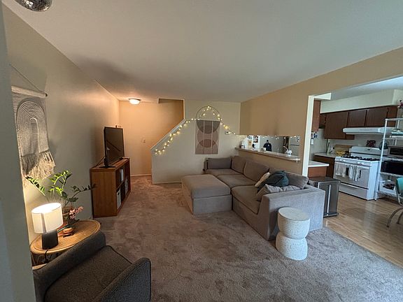 2nd image of 2708 Glenbridge Ct