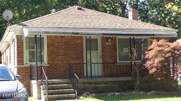 438 BRENTWOOD FR