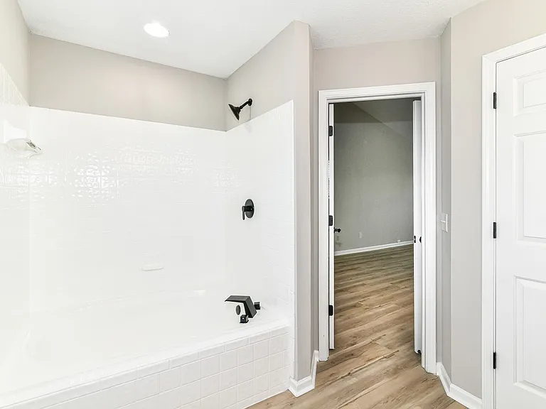 6040 Portwood Ct — Photo 24