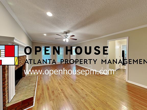 3rd image of 2541 Zachary Woods Dr NW