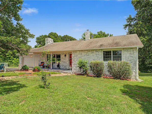 16698 Harmon Rd, Fayetteville, AR 72704