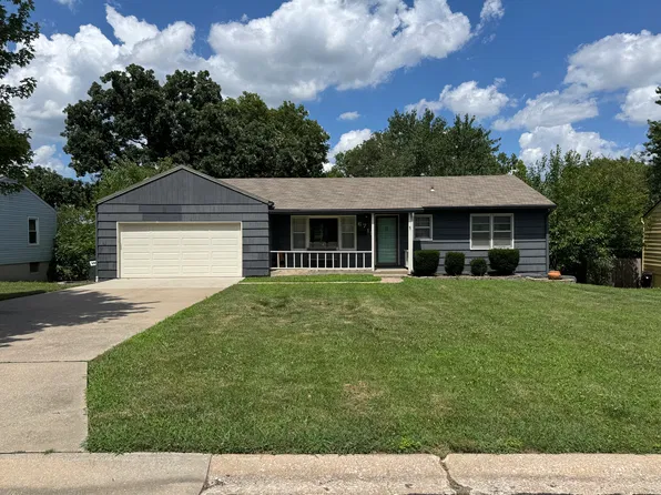 6715 Hadley Ln, Overland Park, KS 66204