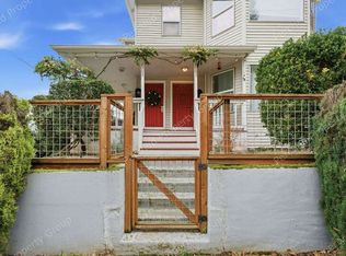 2105 SE Stark St, Portland, OR 97214