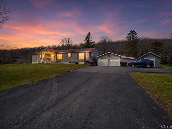 2105 State Route 8, Leonardsville, NY 13364