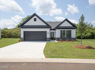 104 Breakwater Way, Perry, GA 31069