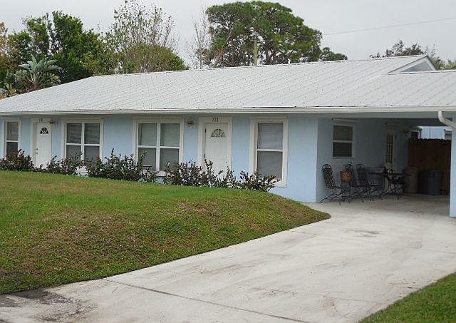 1st image of 728 SW 36th Ter