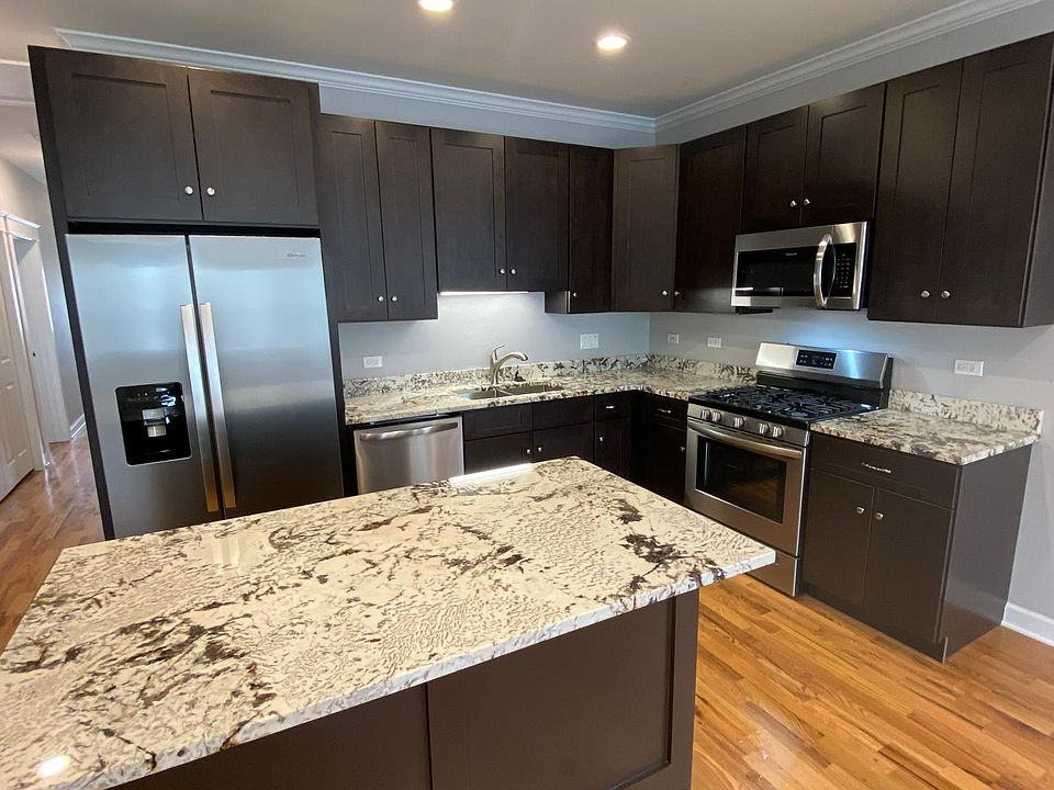 1st image of 6655 S Woodlawn Ave