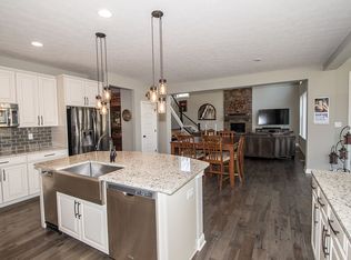 1002 Windsor Estates Ct, Westfield, IN 46074
