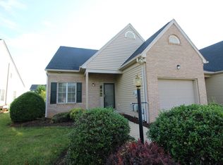 121 Bryant Dr, Waynesboro, VA 22980