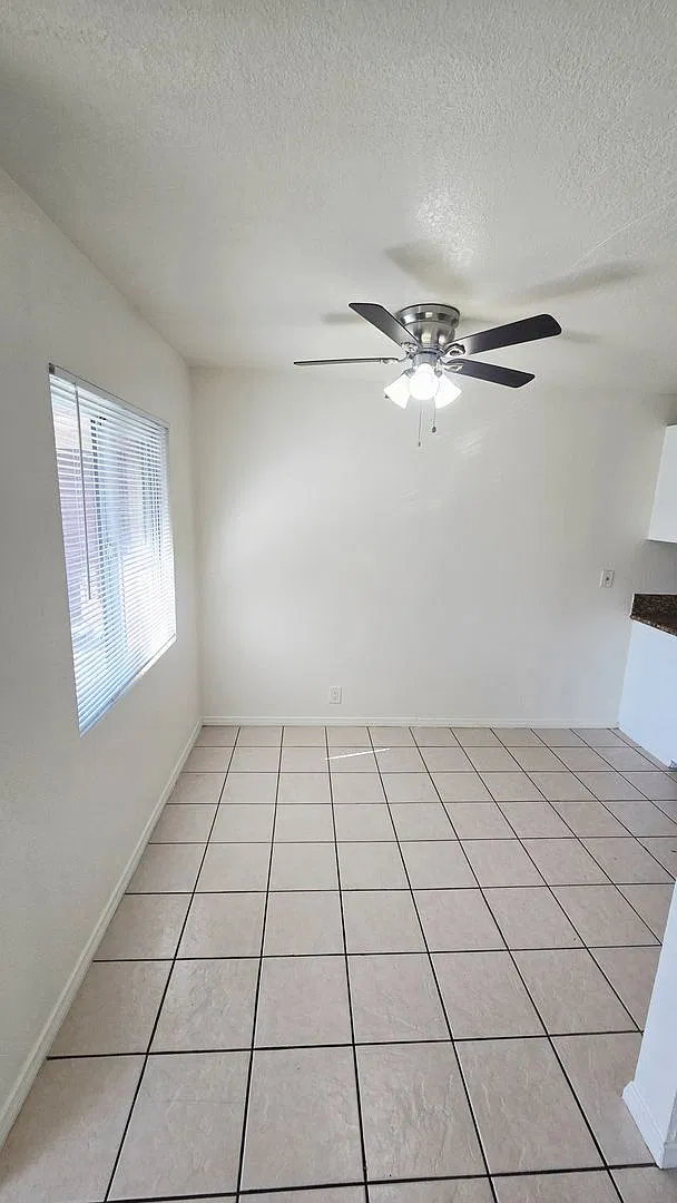 9382 Pradera — Photo 3