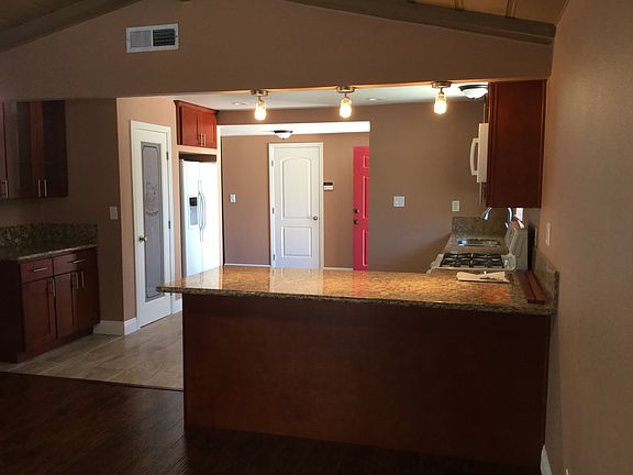 5th image of 1125 Westlynn Way