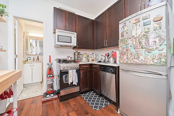 Rented by Living New York | media 10