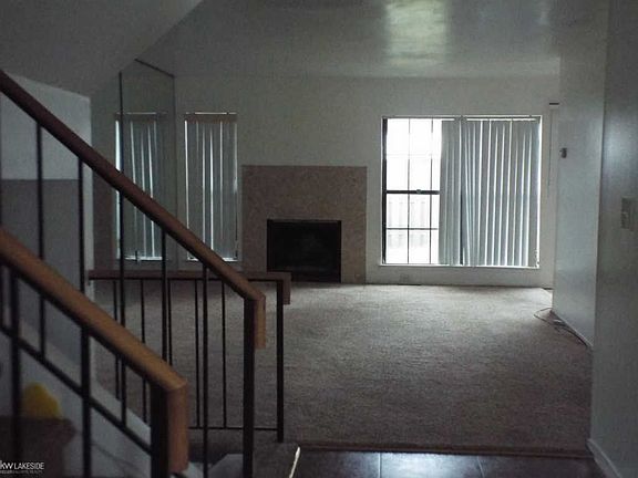 2nd image of 25034 Oakbrooke Dr #1