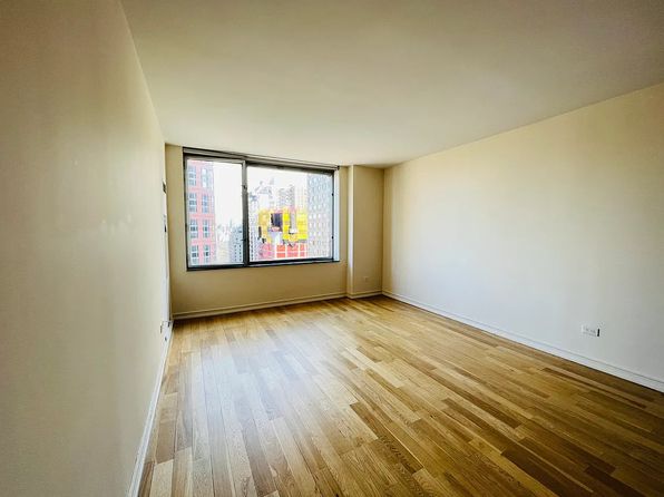 150 Columbus Ave APT 19E
