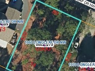 1060 Longleaf Dr NW, Pinehurst, NC 28374
