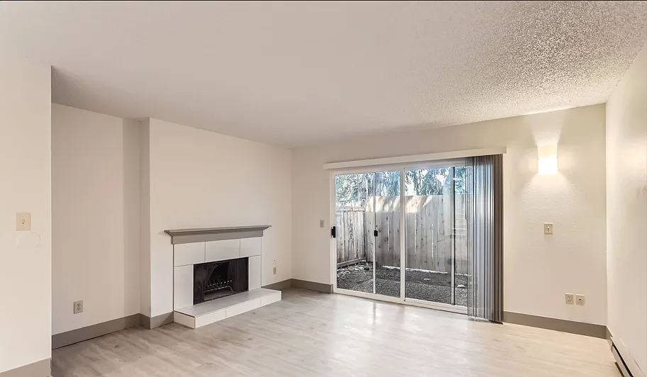 2 bed, 1.5 bath, 1180 sqft, $2,550 — Photo 3