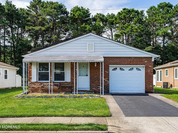 97 Guadalajara Drive, Toms River, NJ 08757