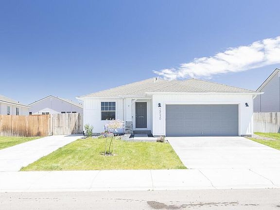 2nd image of 19530 Stowe Way