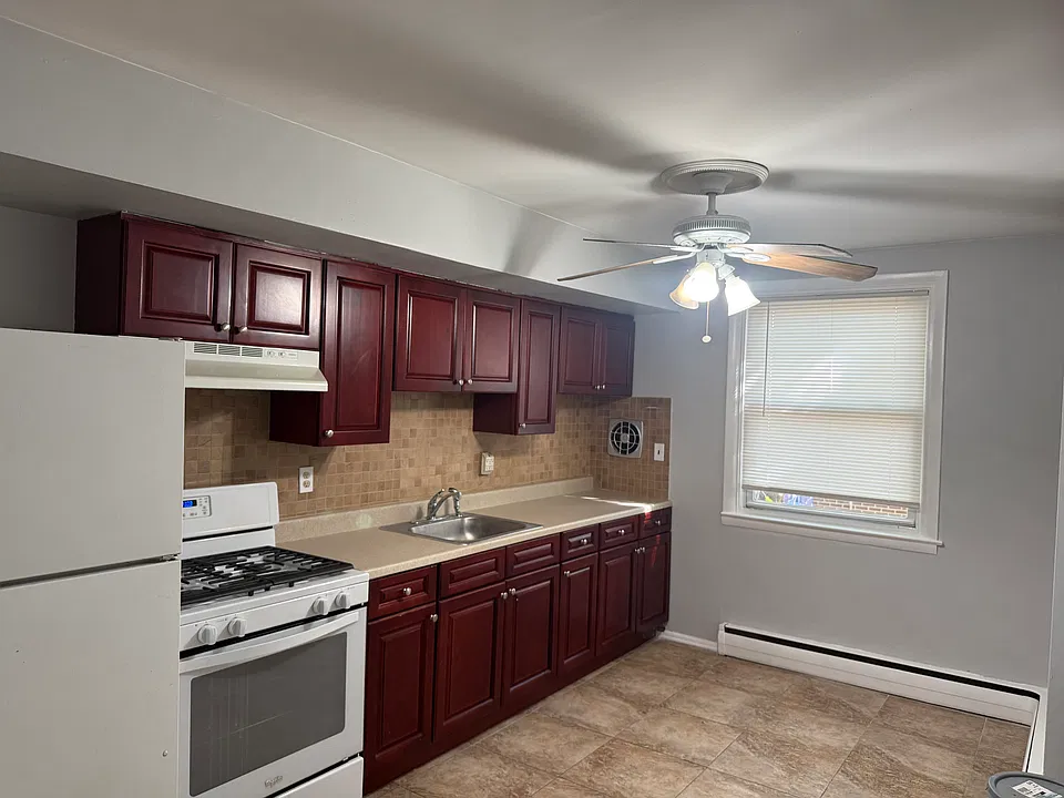 1349 E Hunting Park Ave #1
