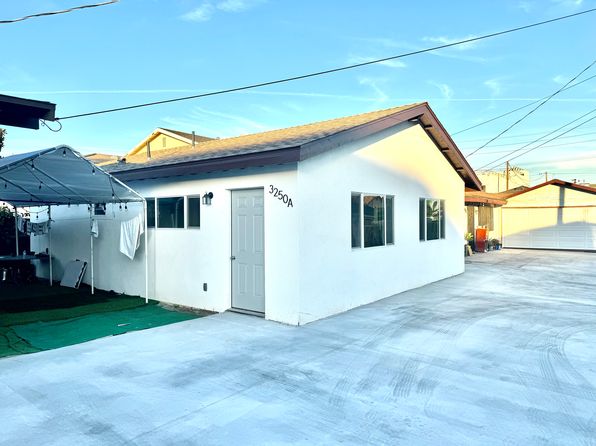 3250 Evelyn Ave